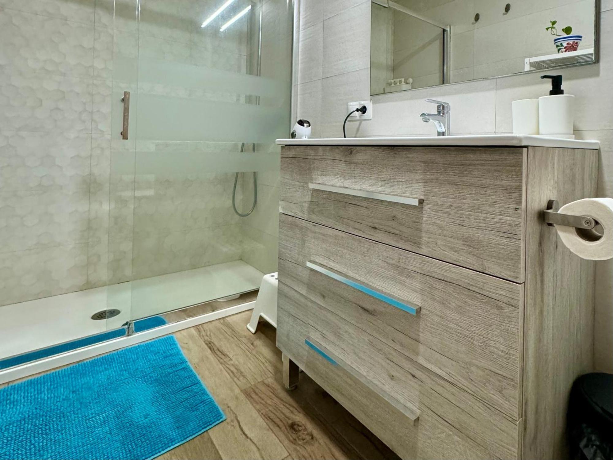 Alex Bed & Breakfast - Your Home Away Including Breakfast - In A Real Home Фуэнхирола Экстерьер фото